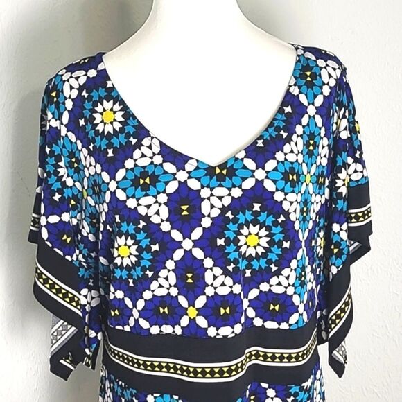 Style & Co. Colorful Blouse with Kimono Sleeves, Size 1X - Picture 3 of 9